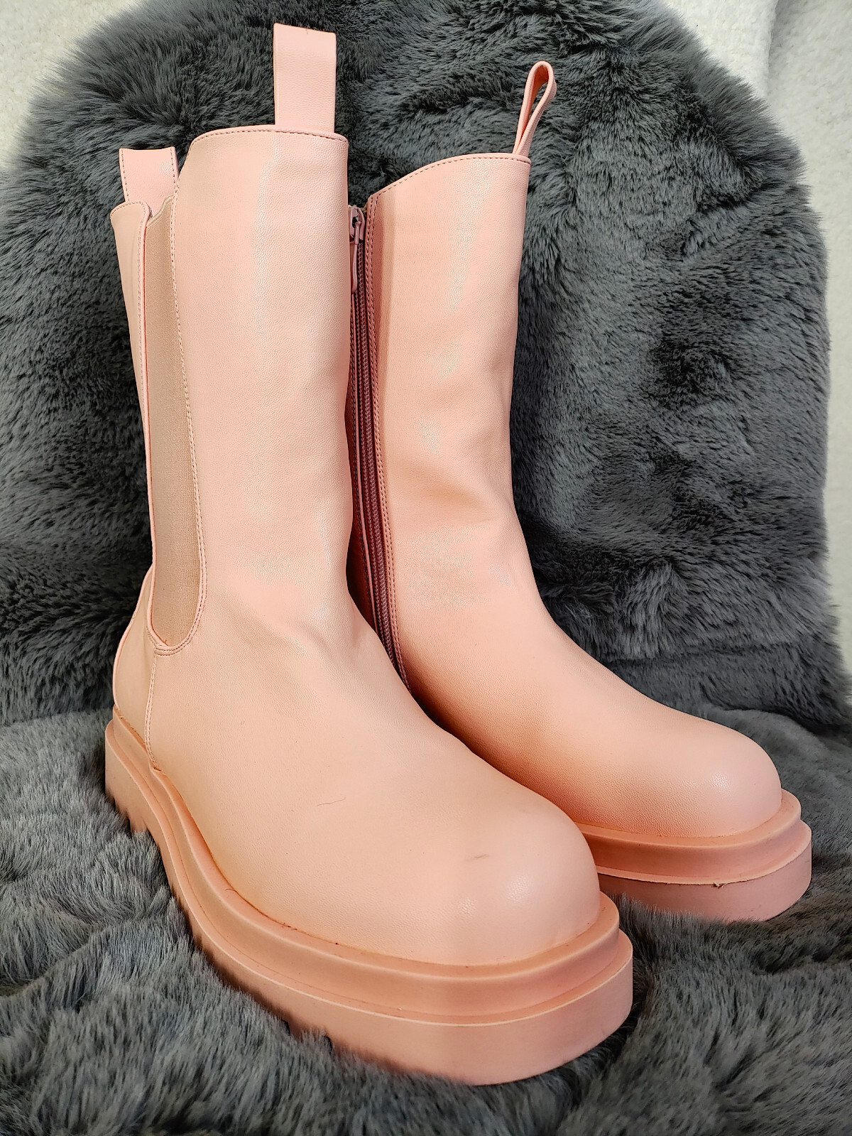 Fashion Nova Women Boots 8.5 Pink Leather Side Zip Chunky Chelsea Ankle Shoes