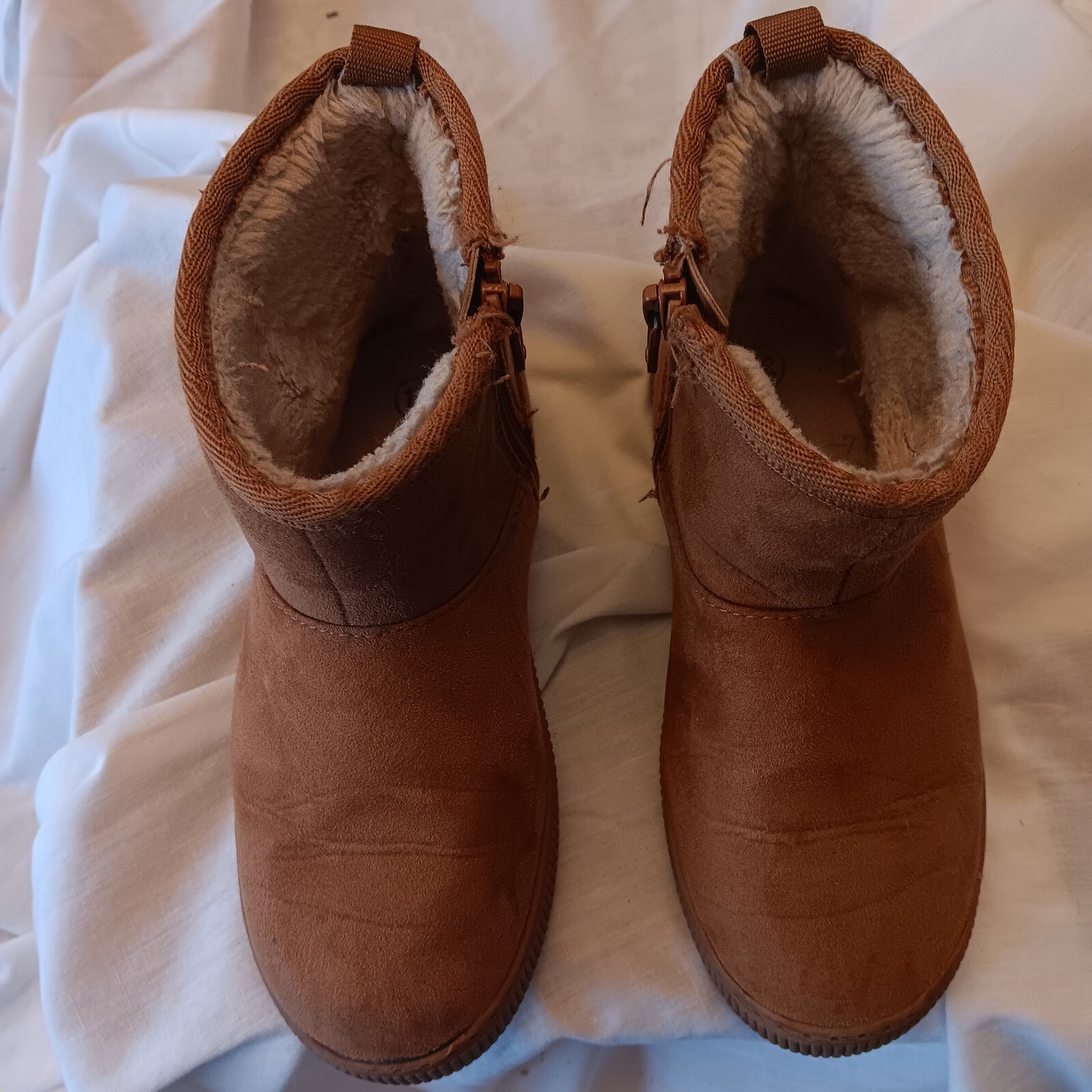 Cat and Jack Girls Boots, inner side jipper