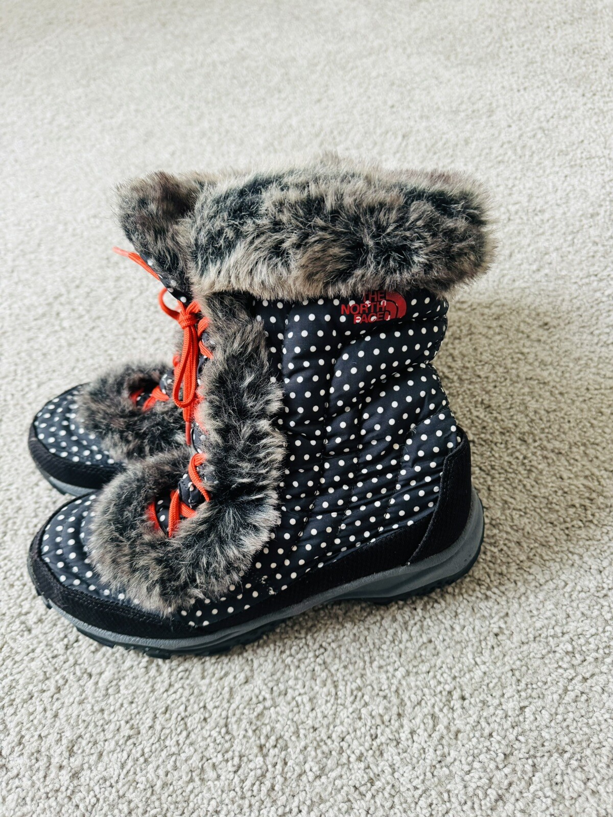 The North Face Girls Winter Boots Size 6