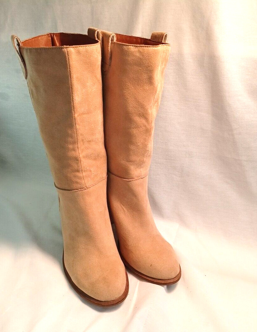 Oasis Society women boots Size US 8 faux suede tan mid calf