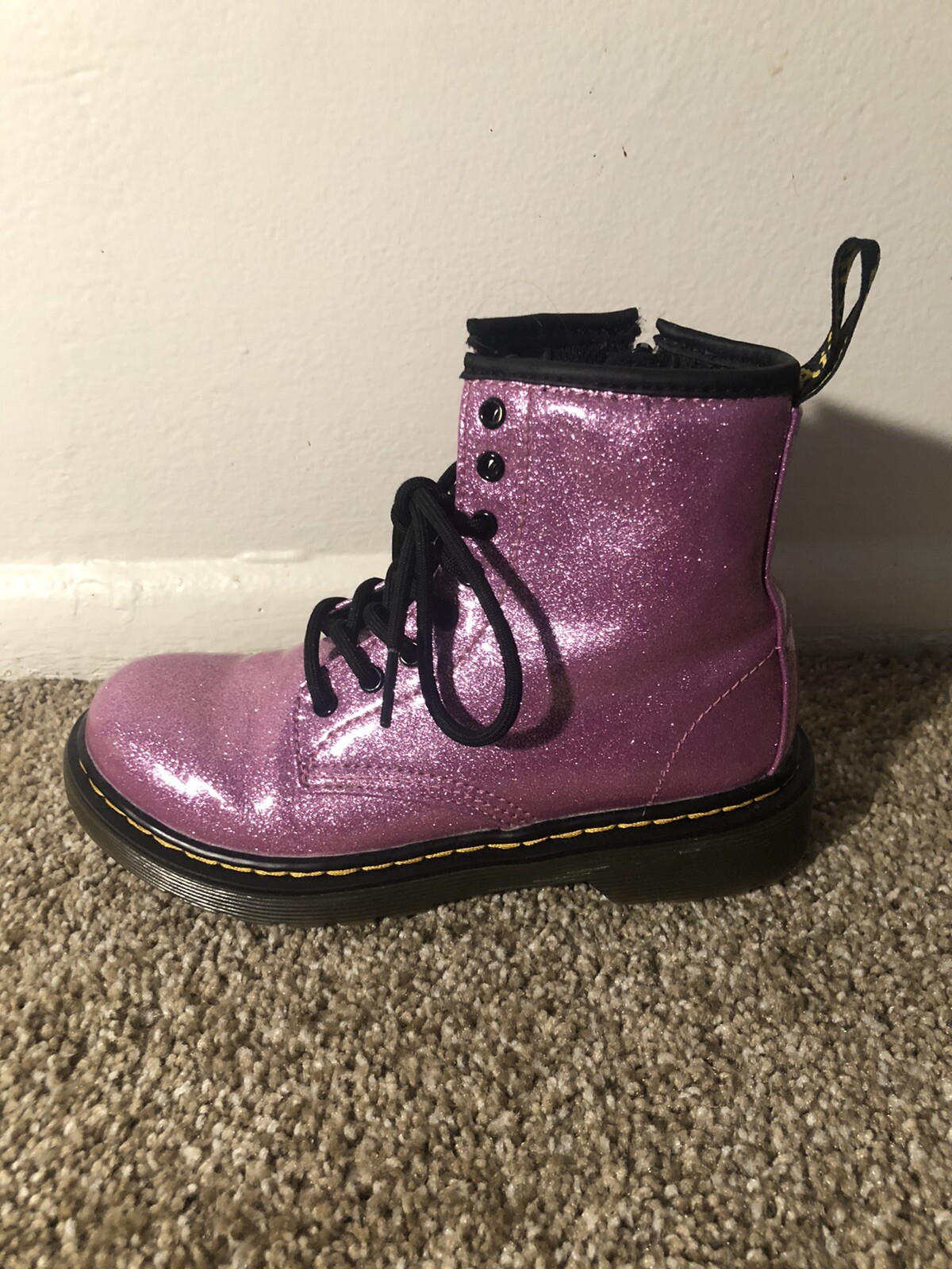Pink airwair girls boots with soles bouncing 9 EU 32/ UK 13/US 1