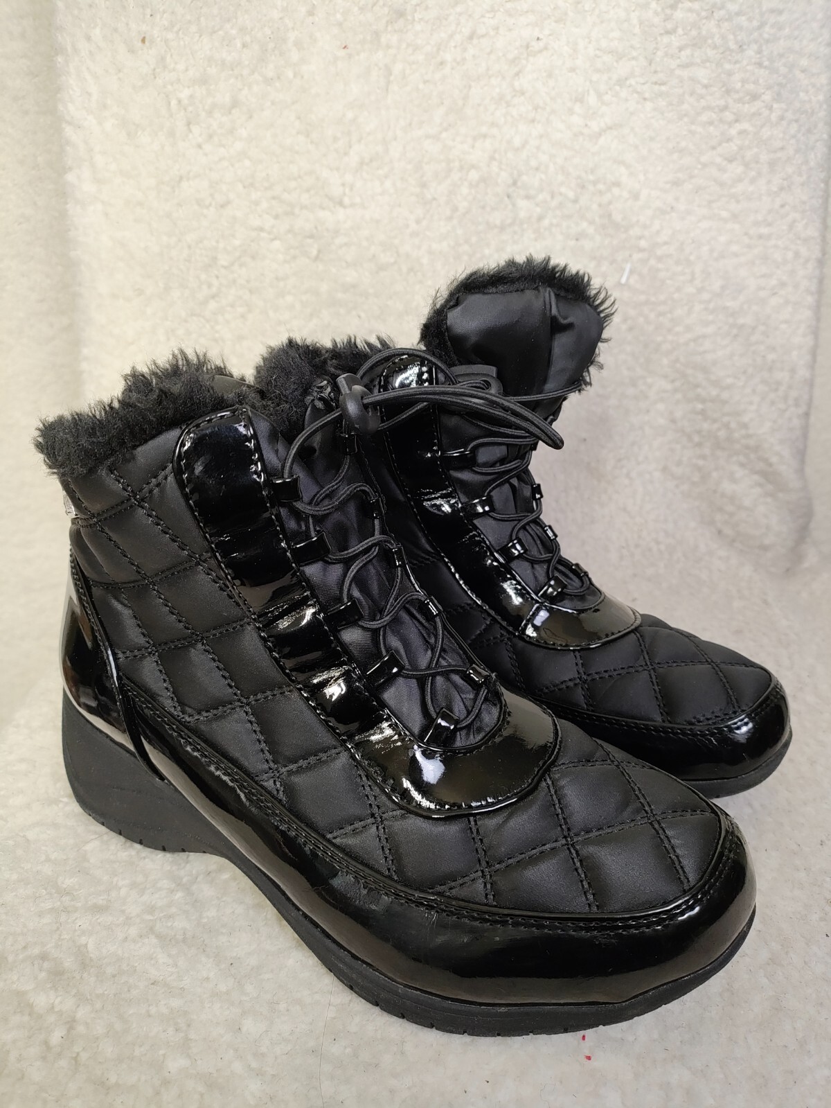 Khombu Molly Women Boots 7.5W Black Synthetic Lace Up Sherpa Lined Winter Shoes