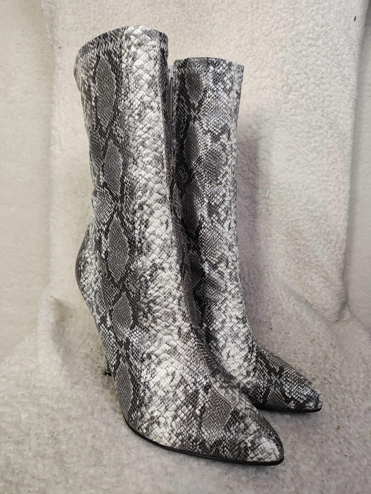 Fashion Nova Women Boots 9 Gray Snake Print Synthetic Zip Up Heel Ankle Shoes