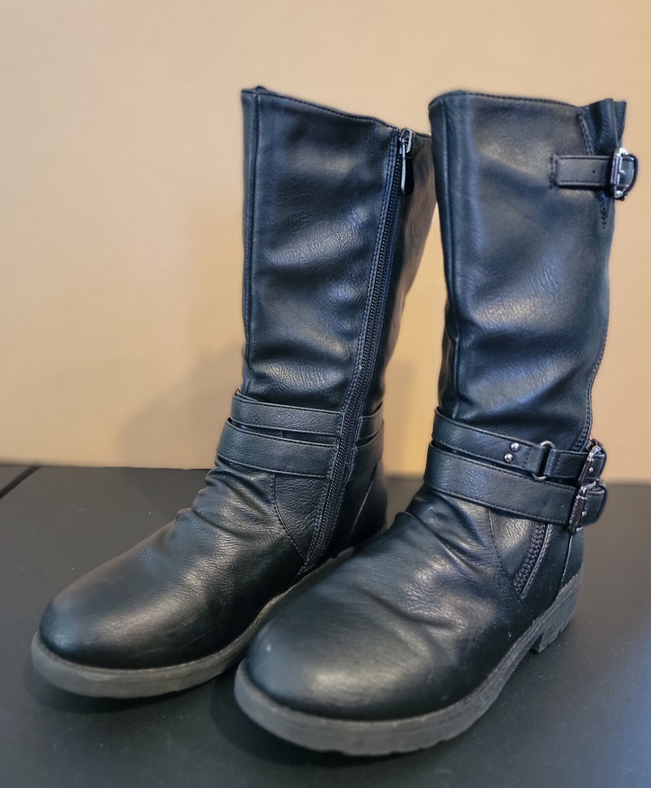 Girls Size 4 Black Boots Dream Pairs Used Zip Up
