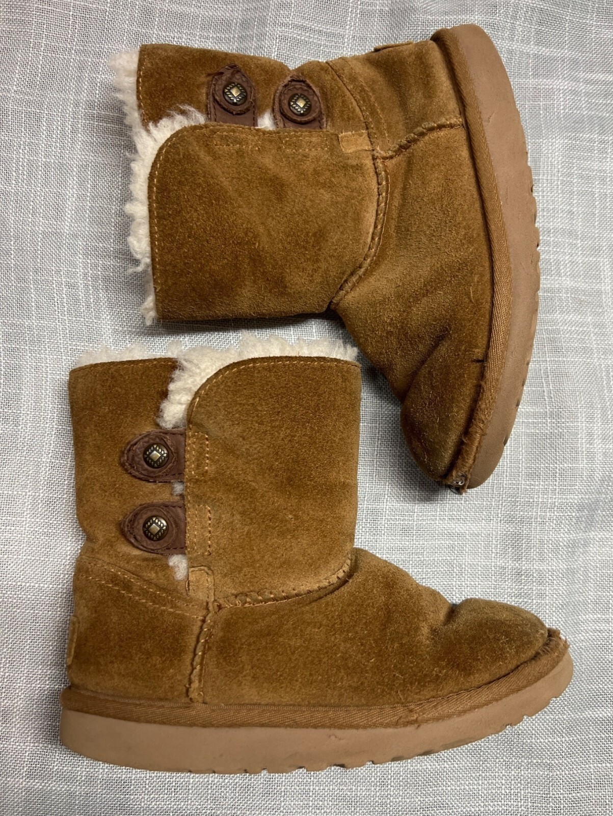 Ugg Australia Girls Boots Sherpa Lined Size 1 Tan Brown Side Button Detail