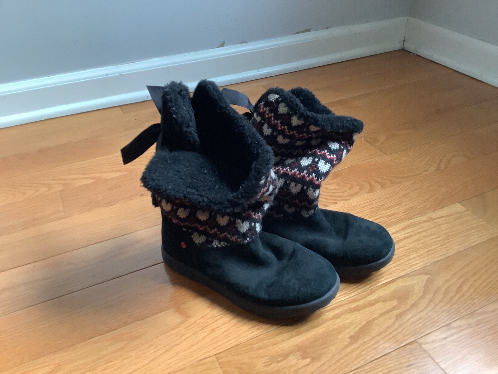 Ugg Girls Boots sz 4
