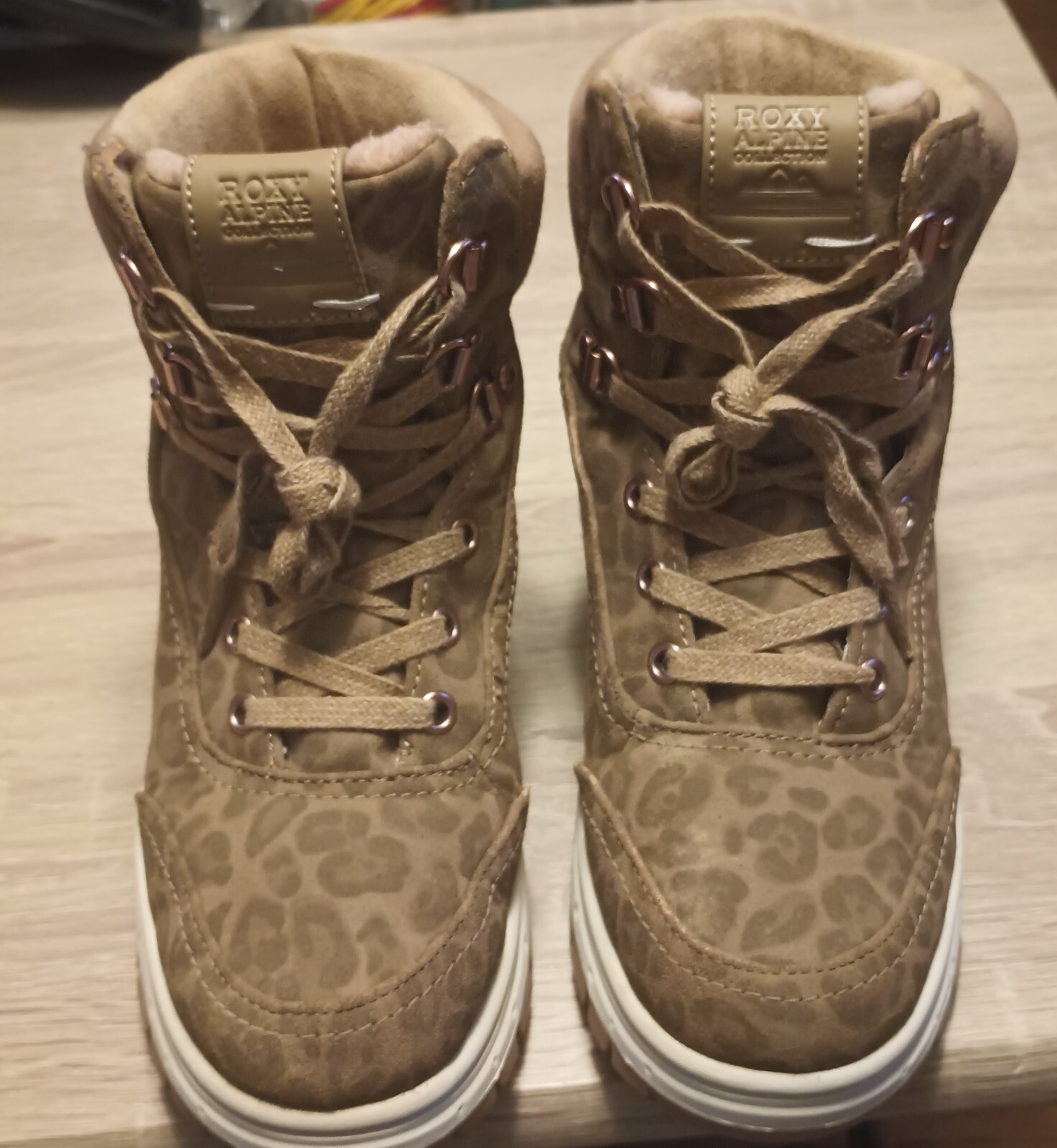 RG Karmel Roxy Girls Winter Boots Size US #4 Leopard Print, Fast Free Shipping .