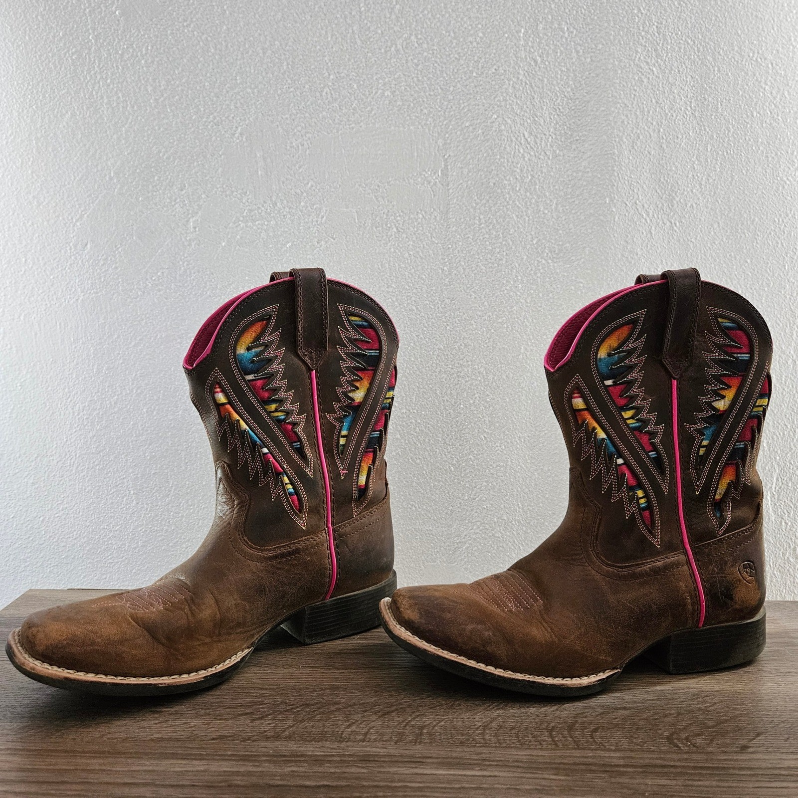 Ariat Brown Leather Western Cowboy Boots Colorful Stitching girls size 2