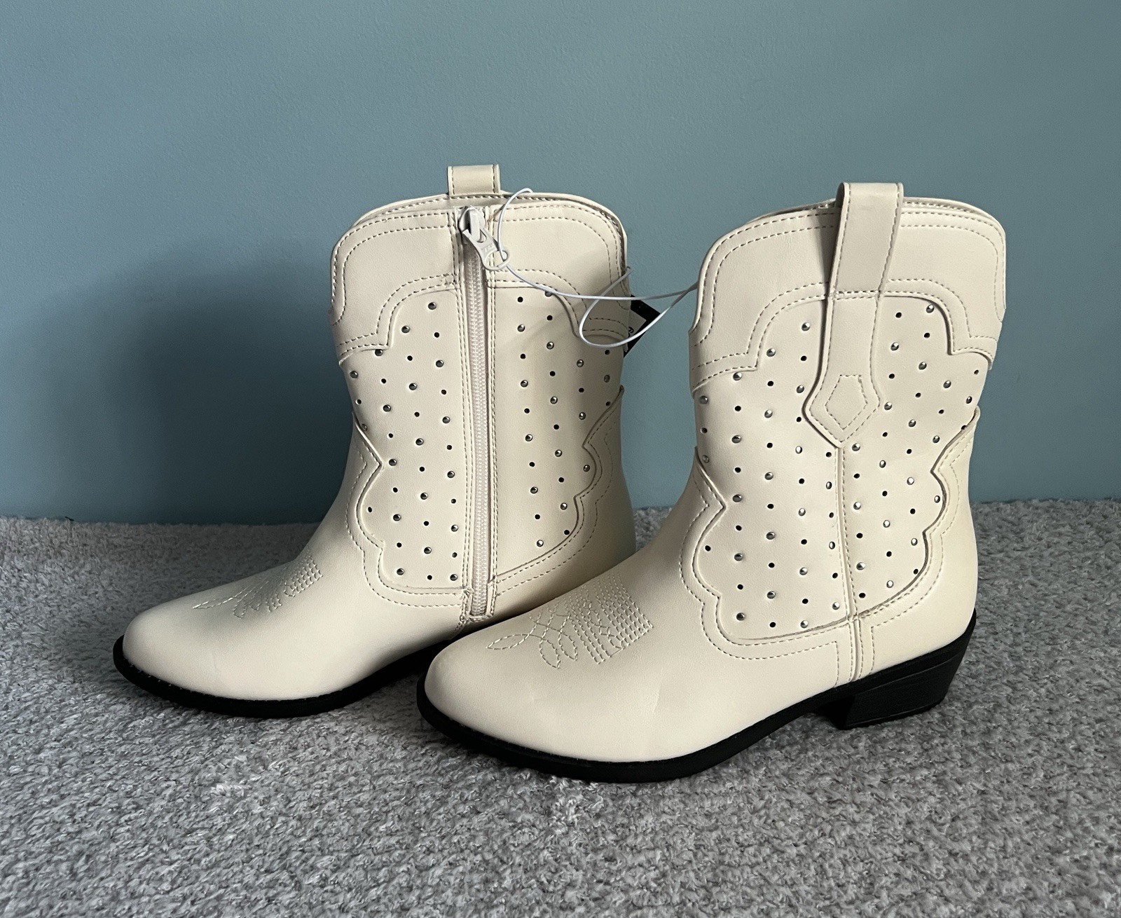 Art Class Western Boots Jovi Girls Sz 3 Cowboy Studded White