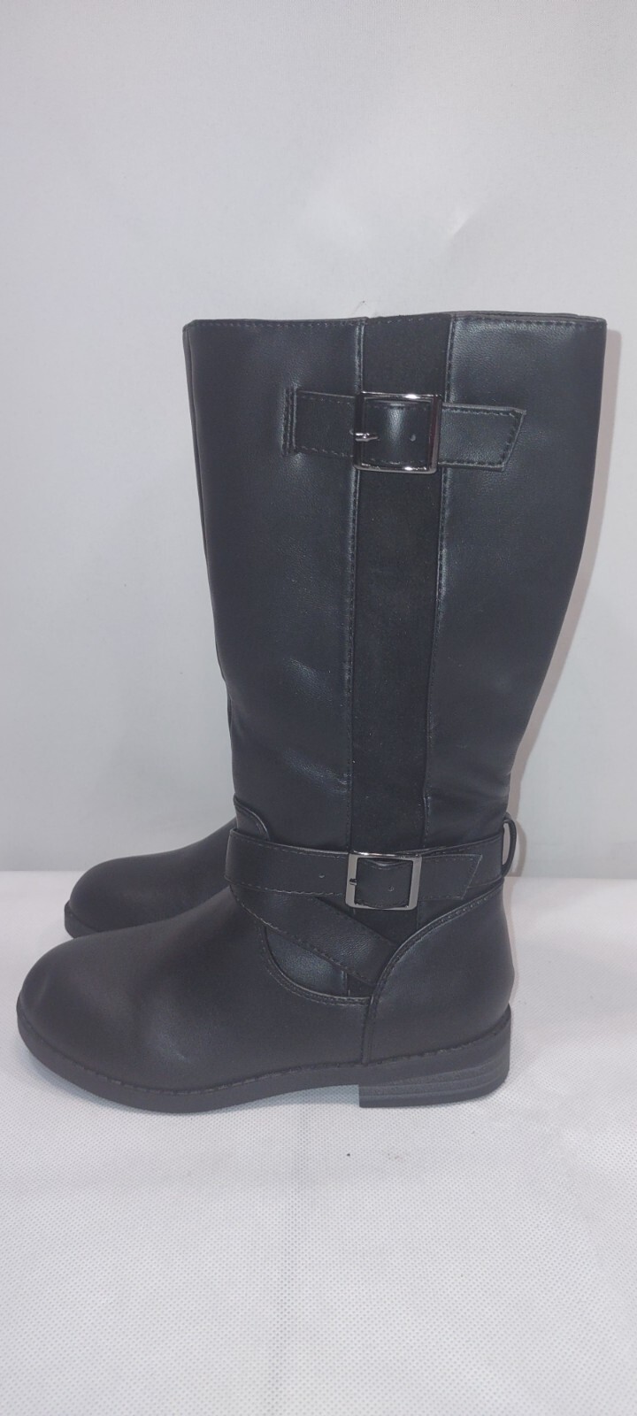 There Abouts little girls boots size 11 Black.           (3)