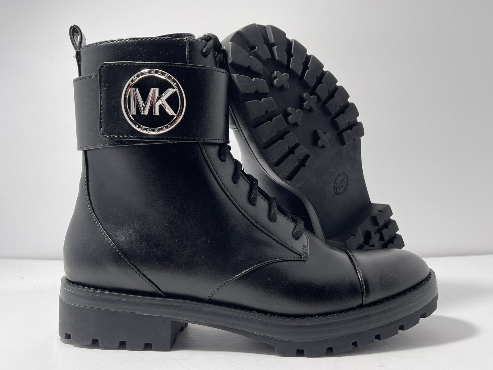 New Michael Kors Tatum Black Combat Lace Up Logo Women Boots Size 7-10 US