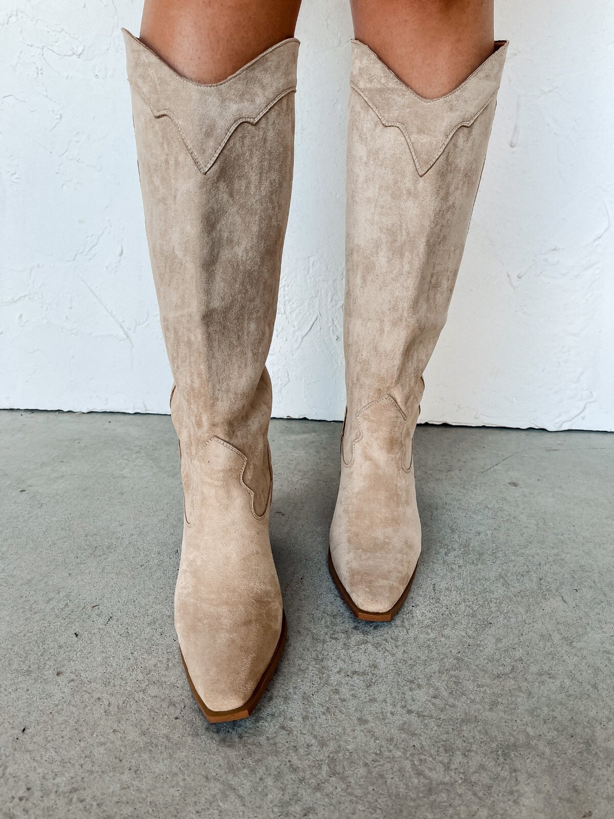 MiiM Classy Comfort and Style Modern Fashionable Women Boots