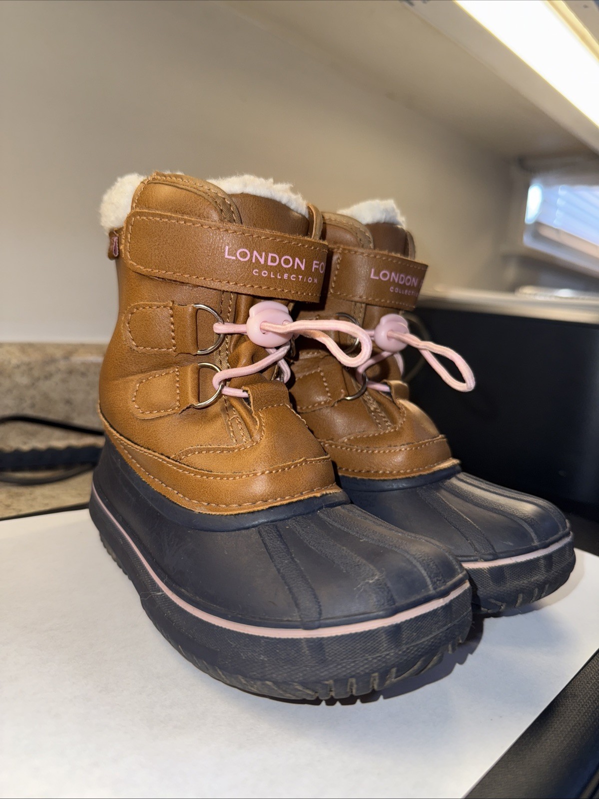 London Fog Collection Fox fur Size 9 toddler Girls