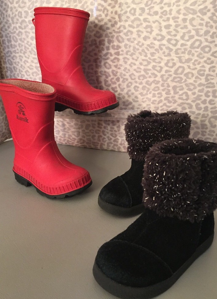 Girl’s 5 Kamik Rain Boots