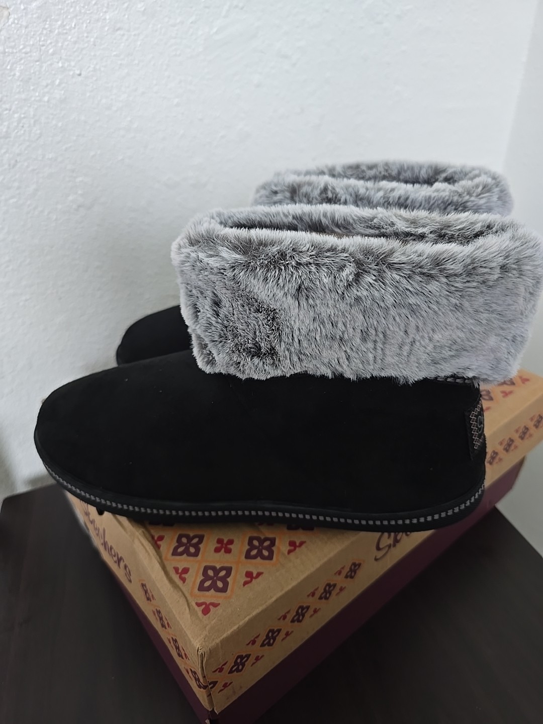 skechers women Boots