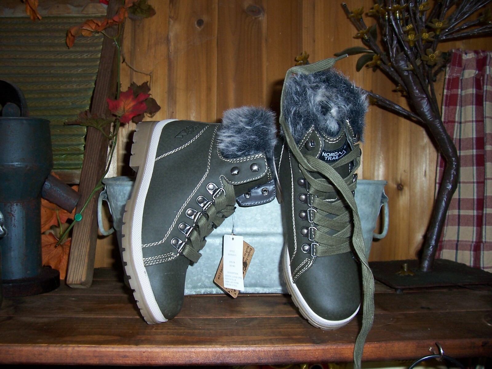 NORD TRAIL GIRLS CASUAL ANKLE BOOTS SIZE 1M GREEN LACE UP FUR TRIM SHOES NEW