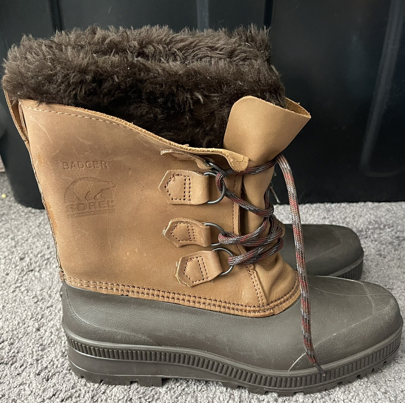 Sorel Badger Women winter boots snow size 10 brown tan Hiking