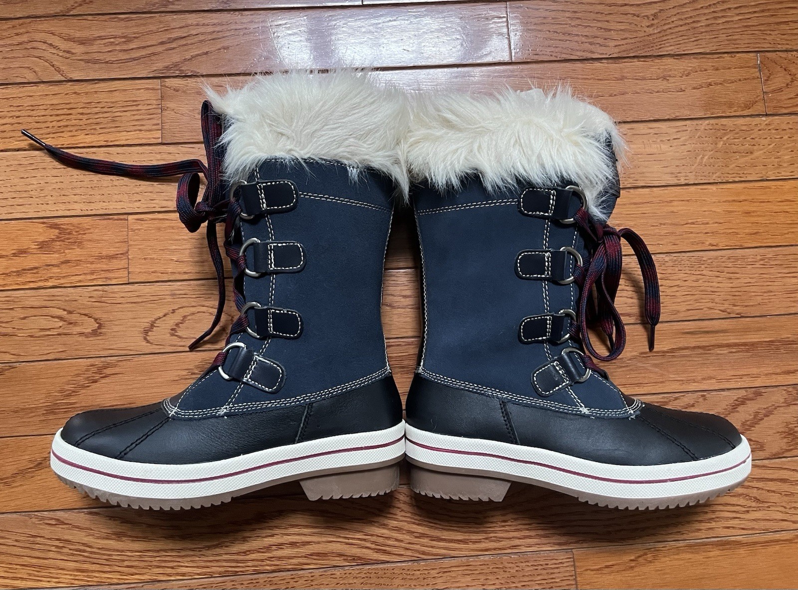 NIB G.H. Bass & Co Women Boots Suede Faux Fur Lined sz 6