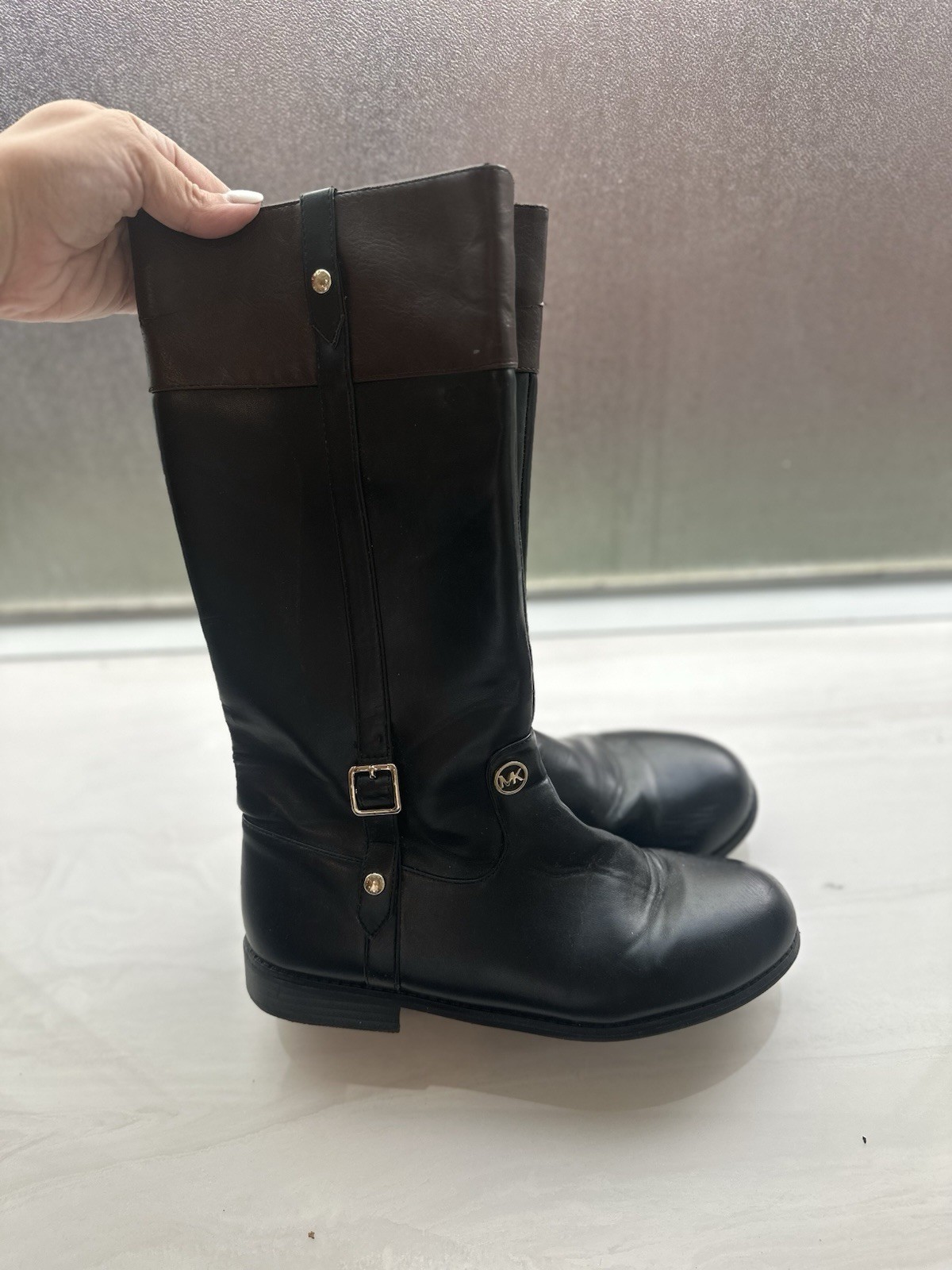 Michael Kors Women Winter Boots, Size 5
