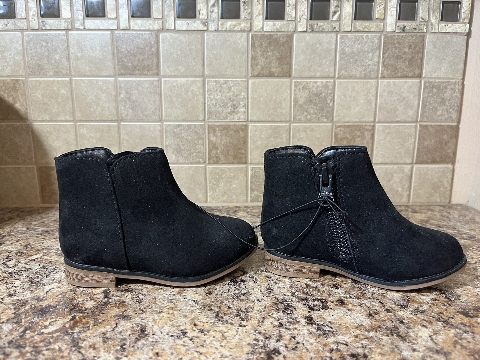 Girls Black Boots Cat And Jack Zipper Size 5 Faux Suede NEW Easy On And Off