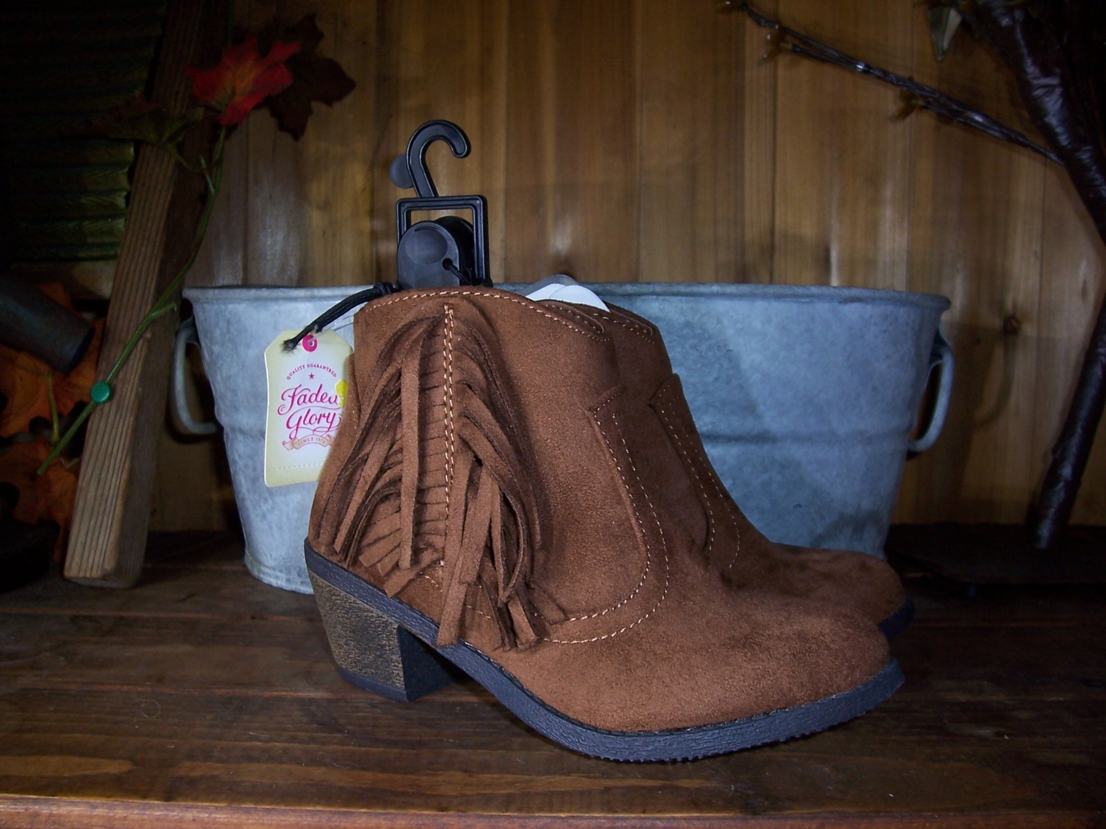 FADED GLORY GIRLS ANKLE BOOTS SIZE 6 BROWN ZIPPER SIDE FRINGES KIDS CASUAL SHOES