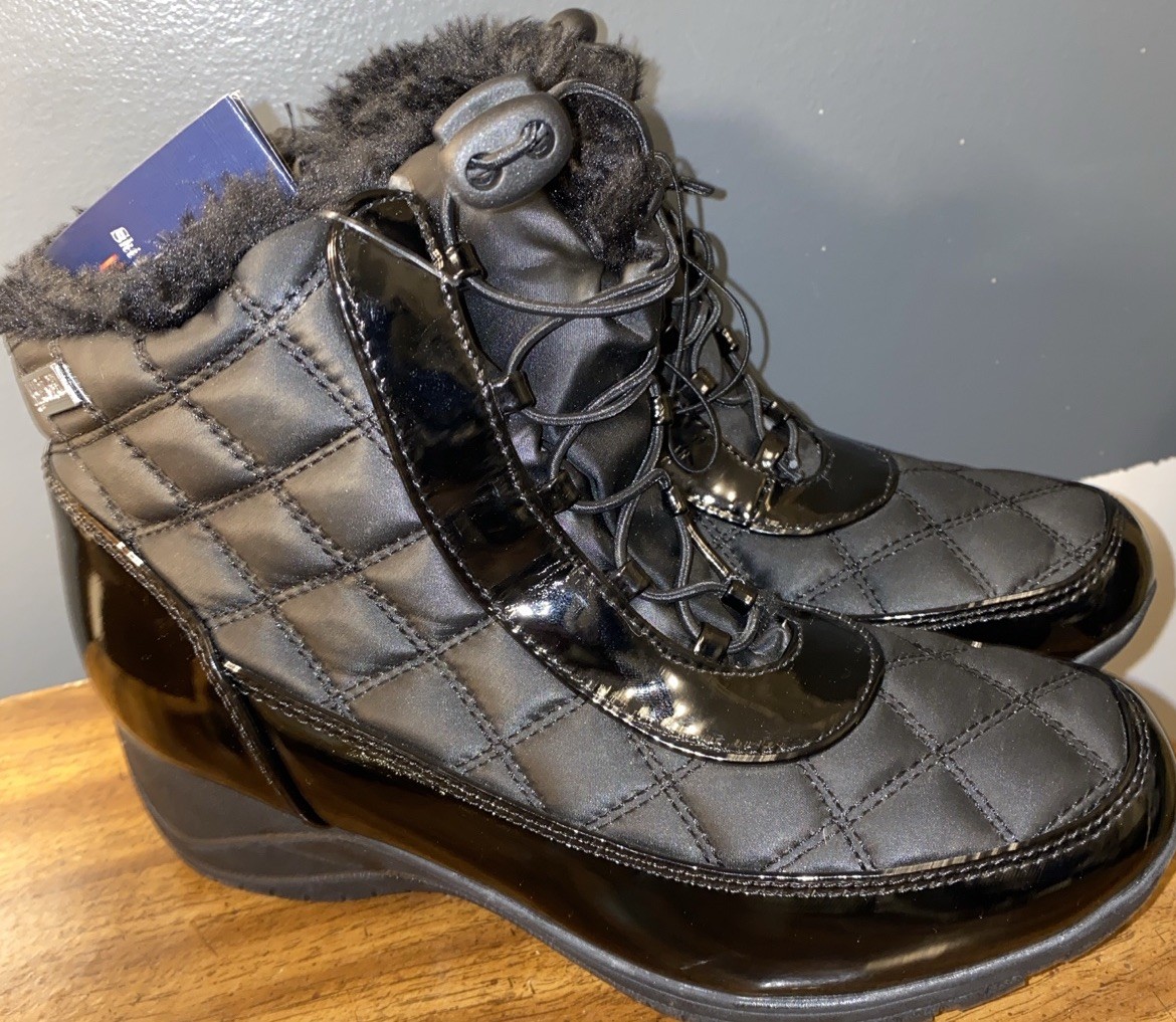 NWT-Khombu Women’s Slip on Molly Pull On Waterproof Snow Boots, Size 8