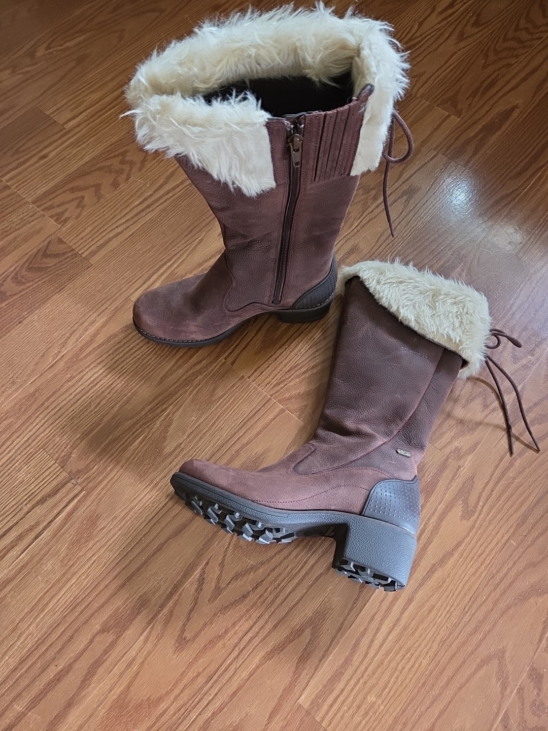 Merrell Women Boots 8 With Zipper Fur Trim
