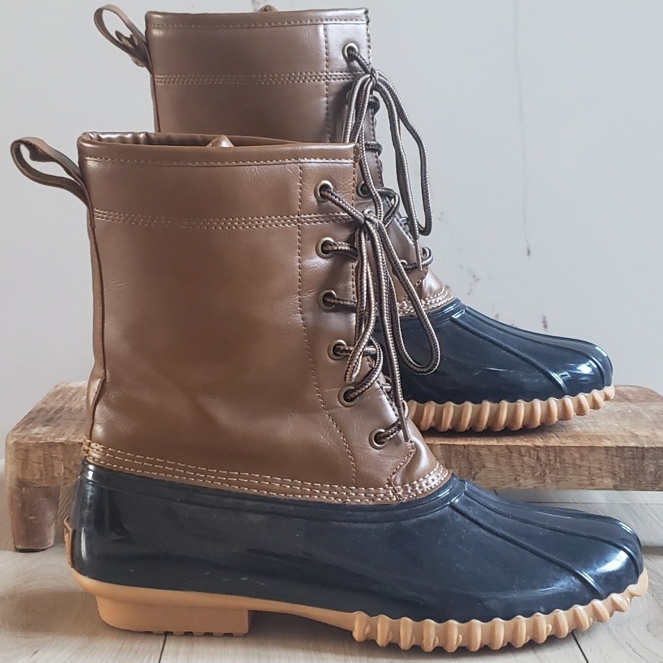 Totes Duck Boots Womens 10 Ariel Tan Navy Leather Lace Up Winter Rain Snow Shoes