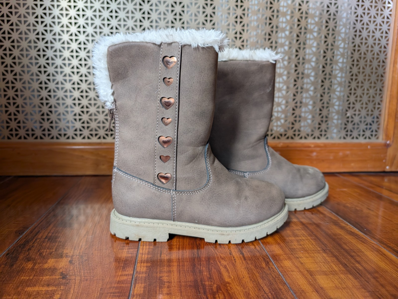 Carter’s Faux Fur Lined Winter Boots Kids Size 12