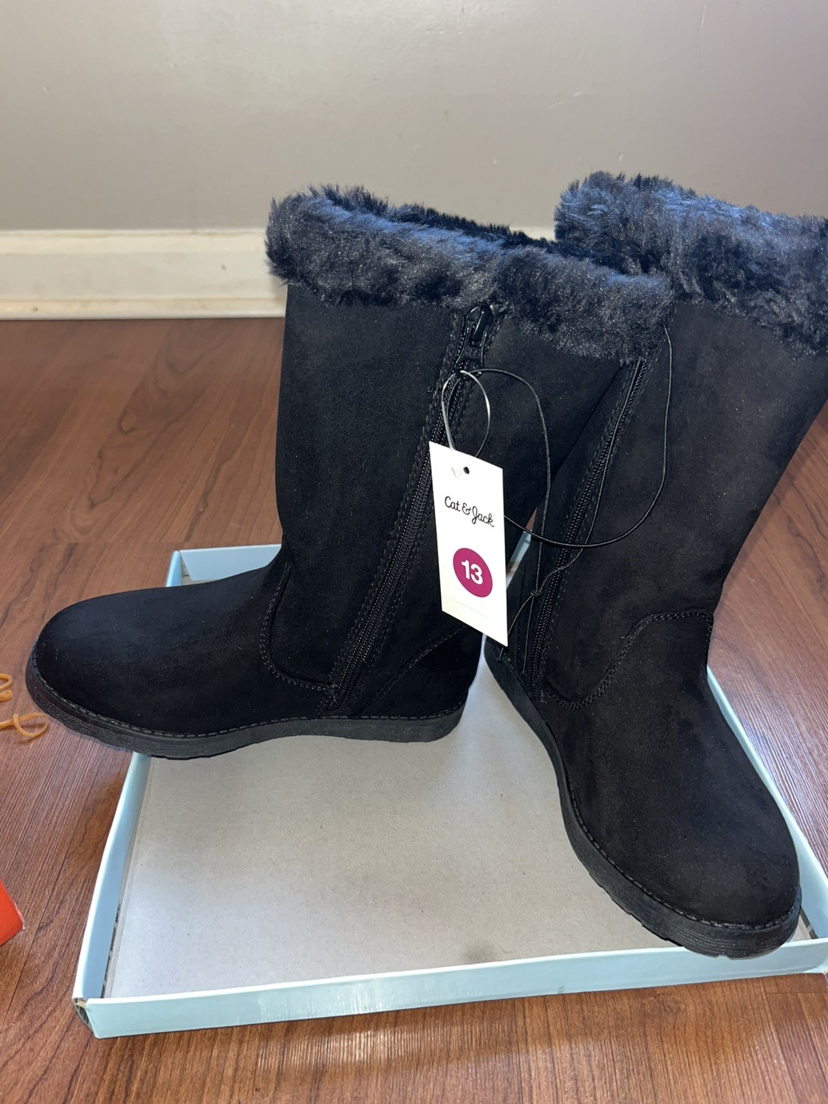 Cat & Jack Kameryn Girls Winter Boots Size 13 Black Faux Suede Shearling Lined