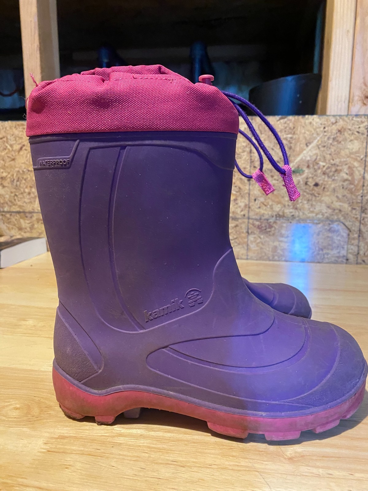 Kamik girls winter boots waterproof size 2