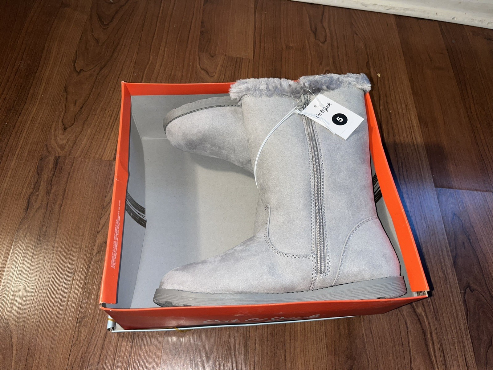 Cat & Jack Kameryn Girls Winter Boots Size 5 Gray Faux Suede Shearling Lined