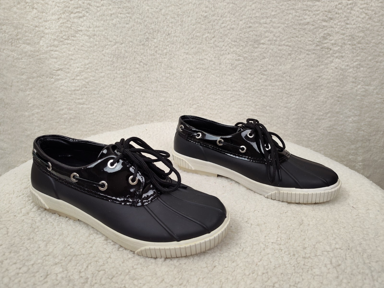 Michael Kors Women Boots 7 Black Rubber Patent Hyde Lace-Up Closed Toe Rain Shoe