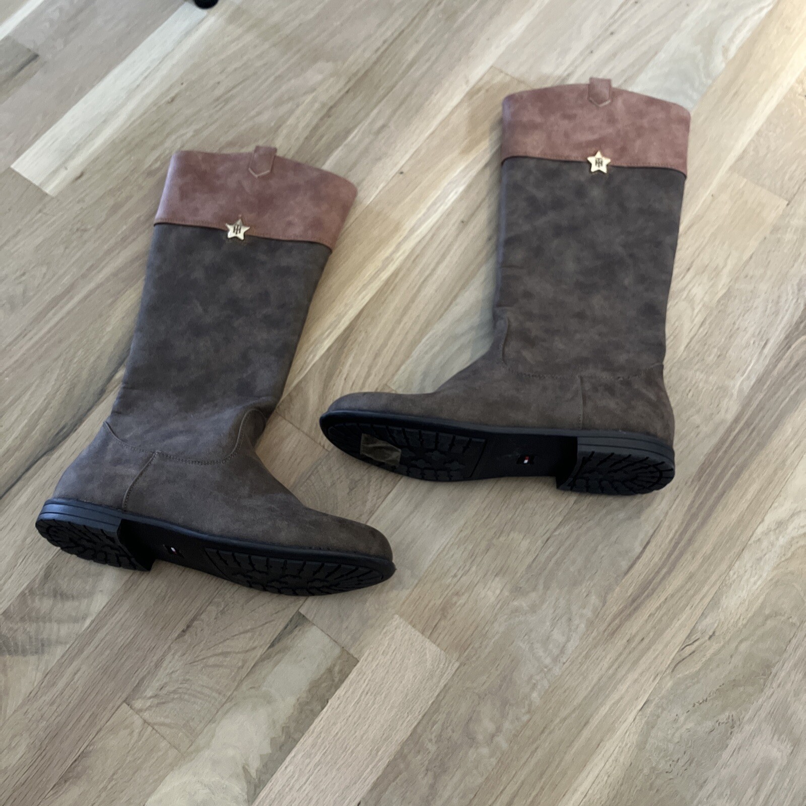 Tommy Hilfiger Andrea Vasi Girls Boots Size 5