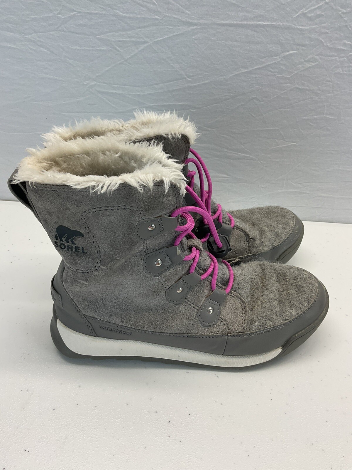 SOREL Youth Whitney II Joan Lace Boots Size 6 girls waterproof Gray Winter Snow