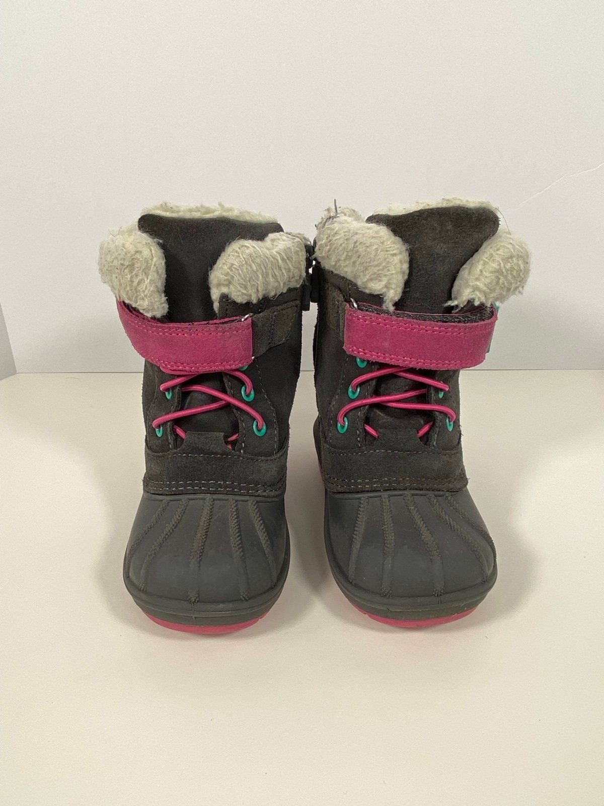 Cat & Jack Girls’ Winter Boots Size 8