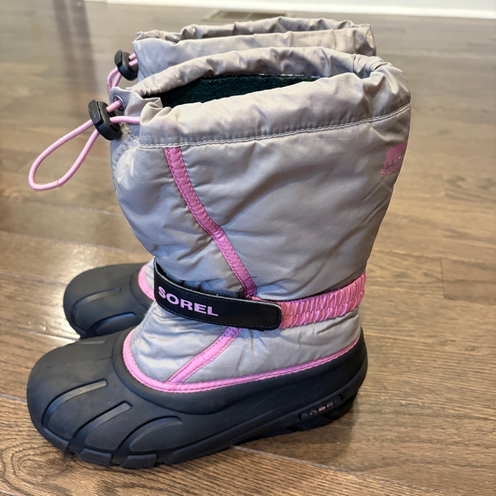 Sorel Snow Boots Kids Sz 6 Youth Gray Pink Waterproof Winter Warm