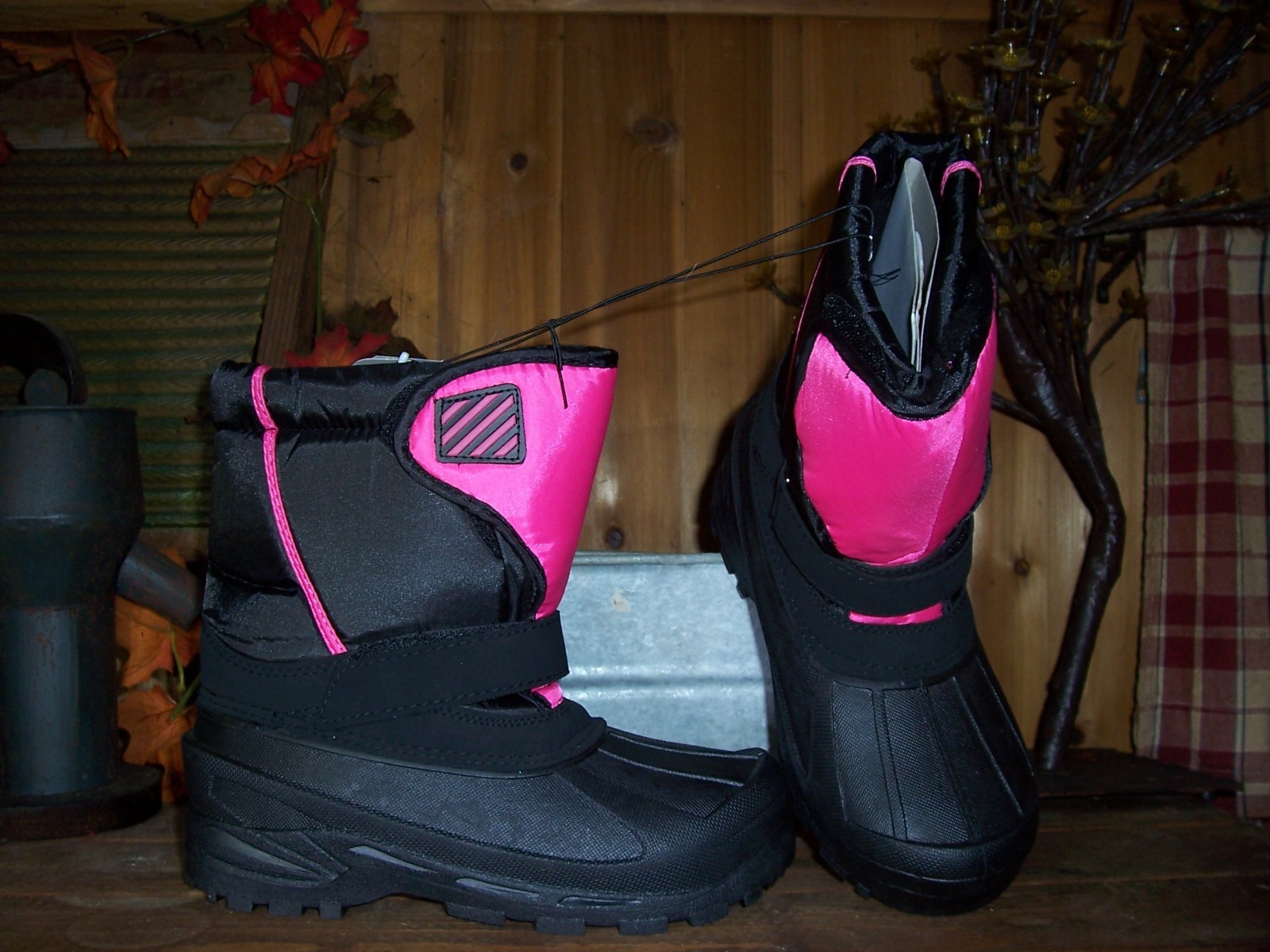 GIRLS WINTER BOOTS SIZE 2 BLACK PINK TEMP RATING -5 KIDS WINTER SHOES ADJUSTABLE