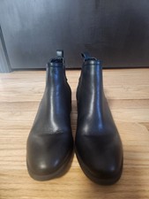 STEVE MADDEN ANKLE WOMEN BOOTS SIZE 7 M BLACK LEATHER