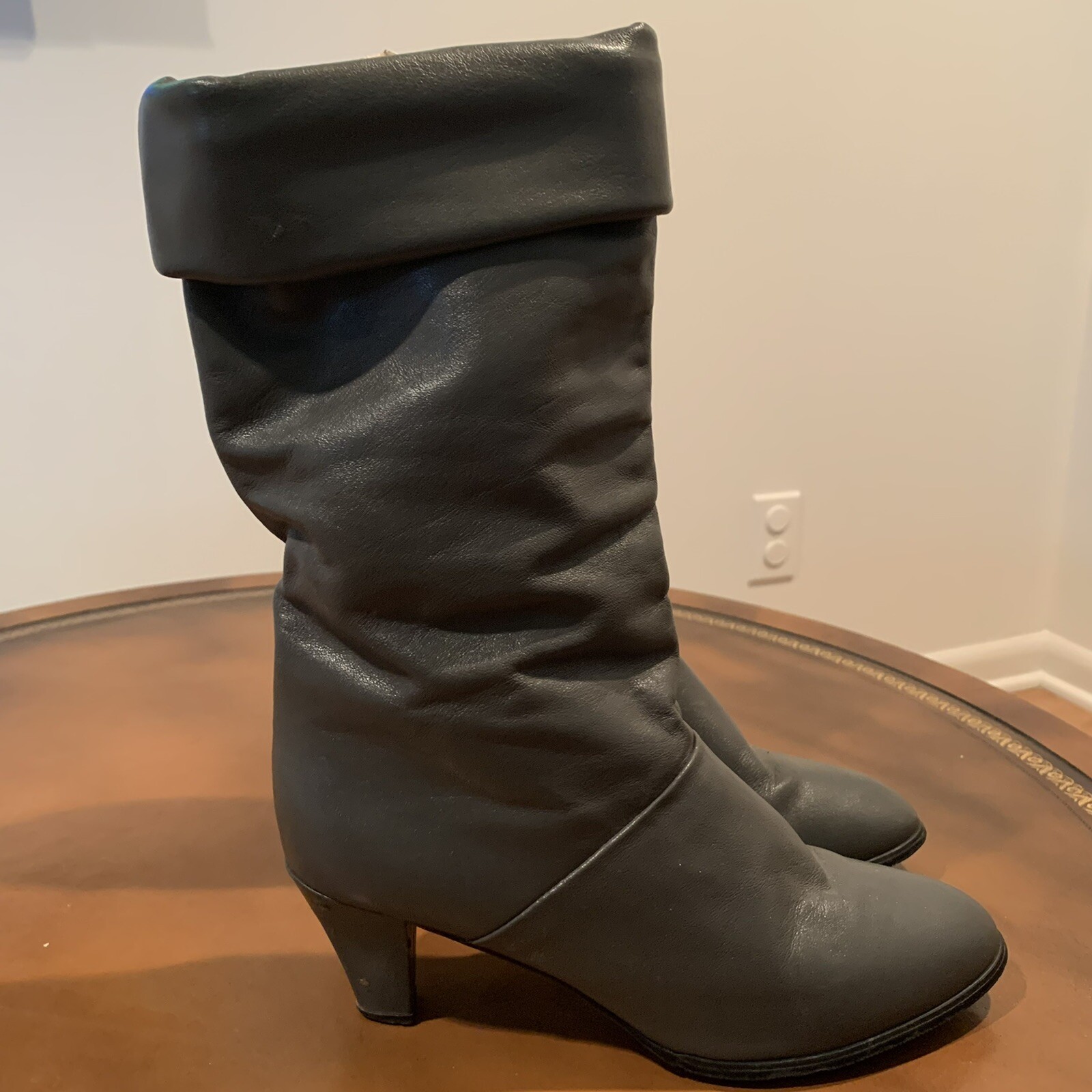 Joyce California Gray Pull On Knee High Women Boots Size 7 Heels Fold Over