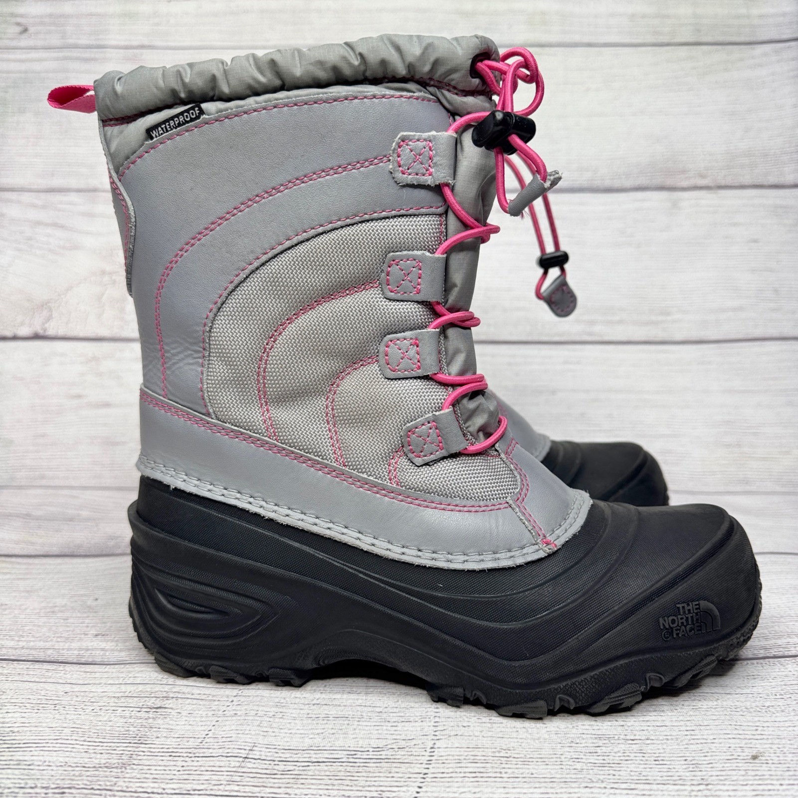 The North Face Kids Waterproof Insulated Winter Snow Boots Gray Pink Size 4