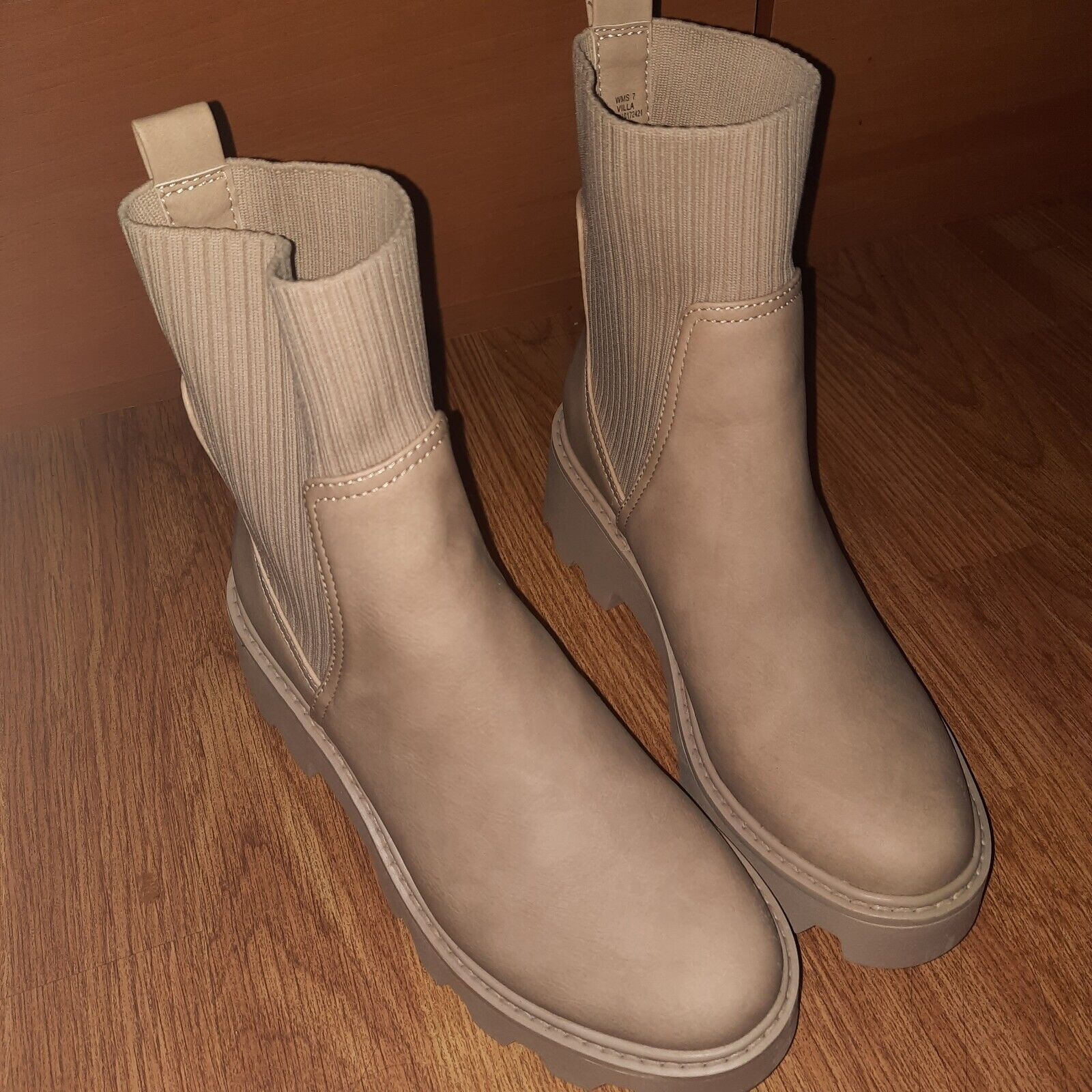 Dolce Vita Villa Stone Women Boots 7