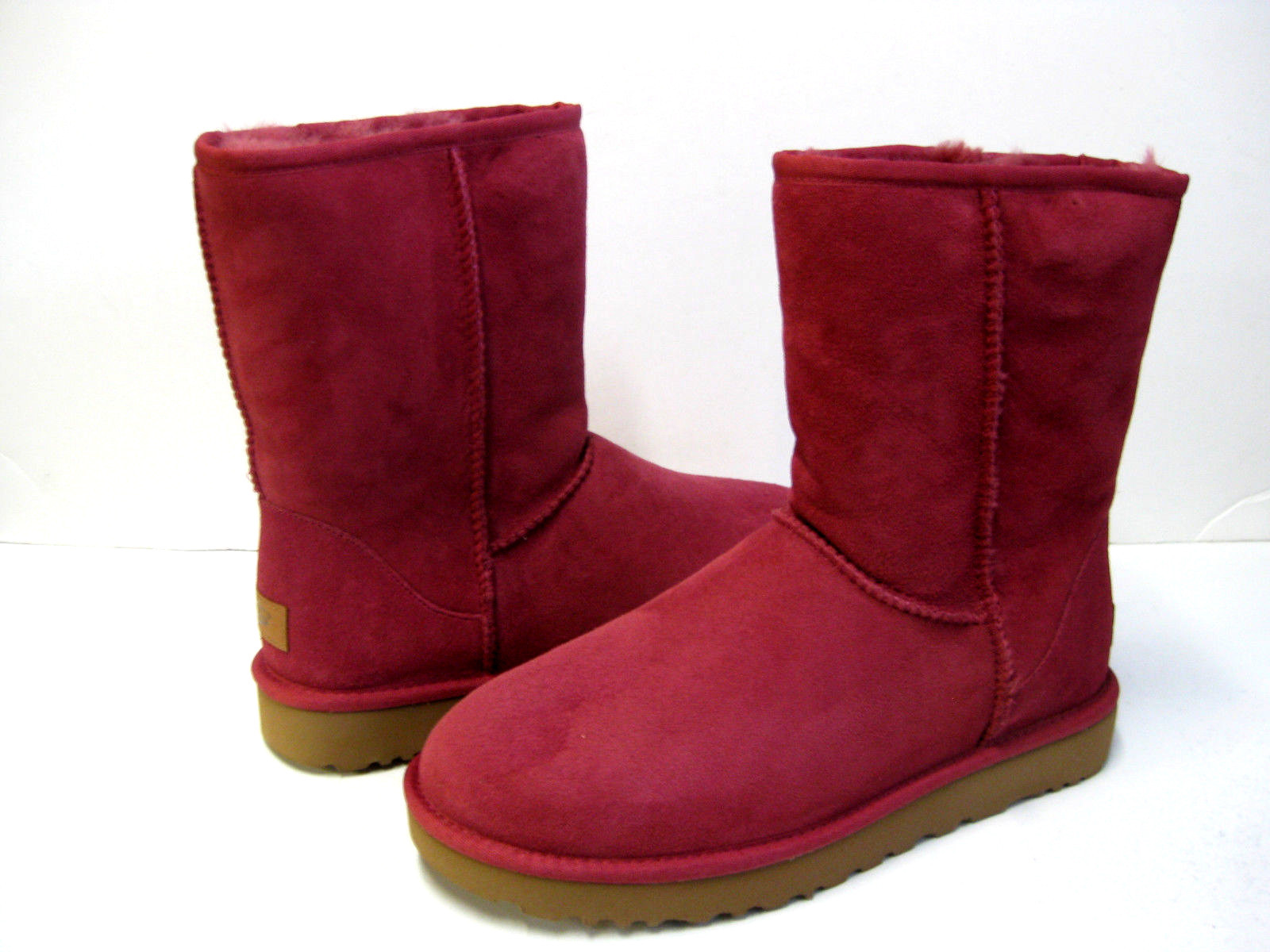 UGG CLASSIC SHORT II SUEDE WOMEN BOOTS GARNET US 11 /UK 9.5 /EU 42