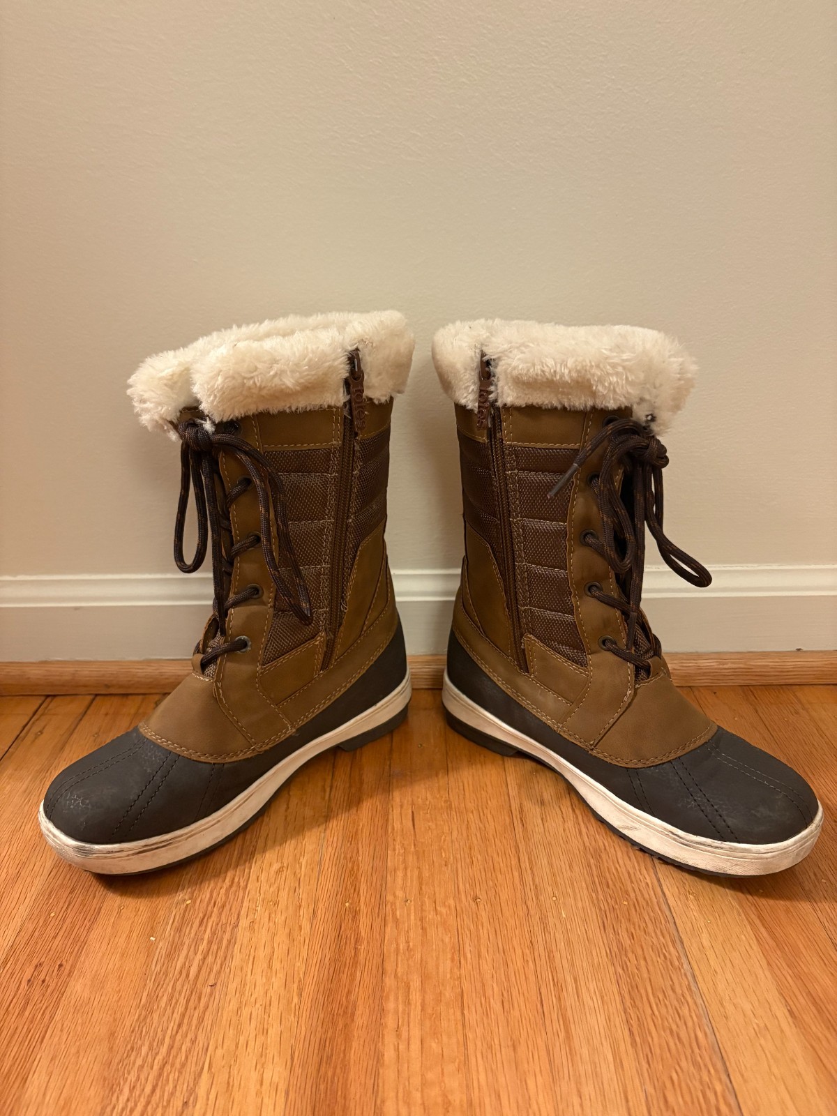 Totes Girls Youth Winter Snow Boots Size 3 Tan – Zip-Up, Excellent Condition