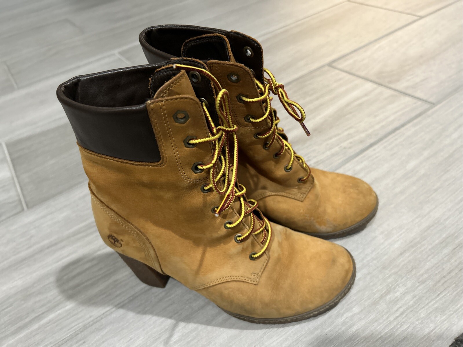 8715A Timberland WHEAT Earth keepers Glancy 6-Inch Lace-up Women Boots Size 8