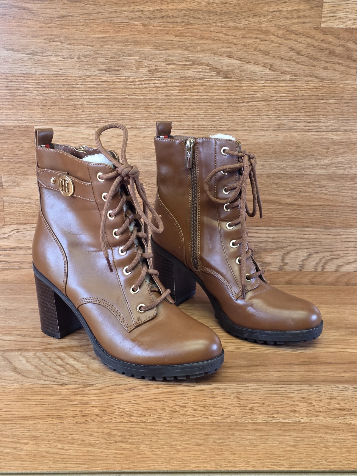 Tommy Hilfiger Leather Women Boots Size 7M Faux Fur LIP