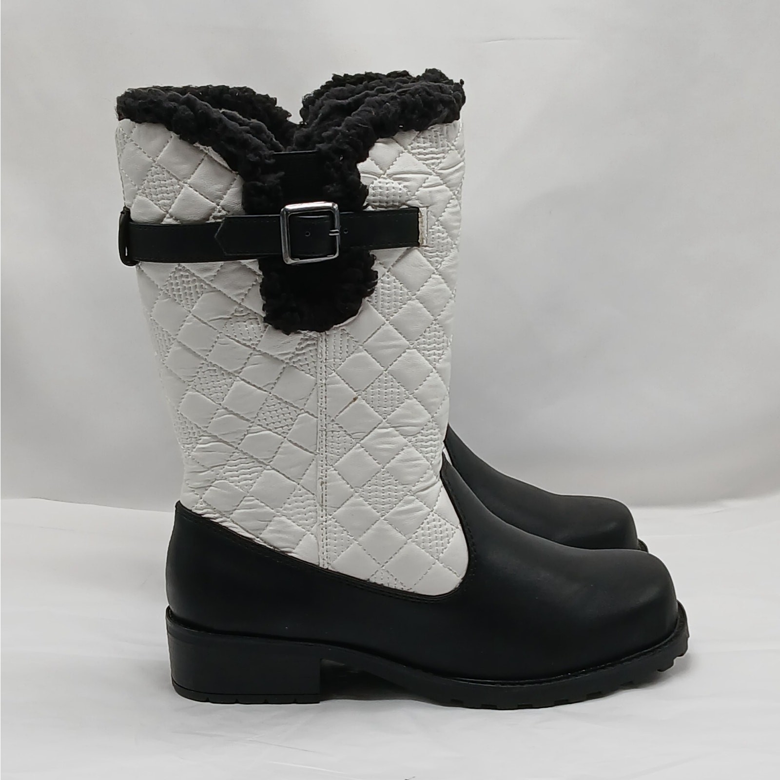 Trotters Blizzard III Women Boots Size 6.5 Faux Leather Quilted Western Gorpcore