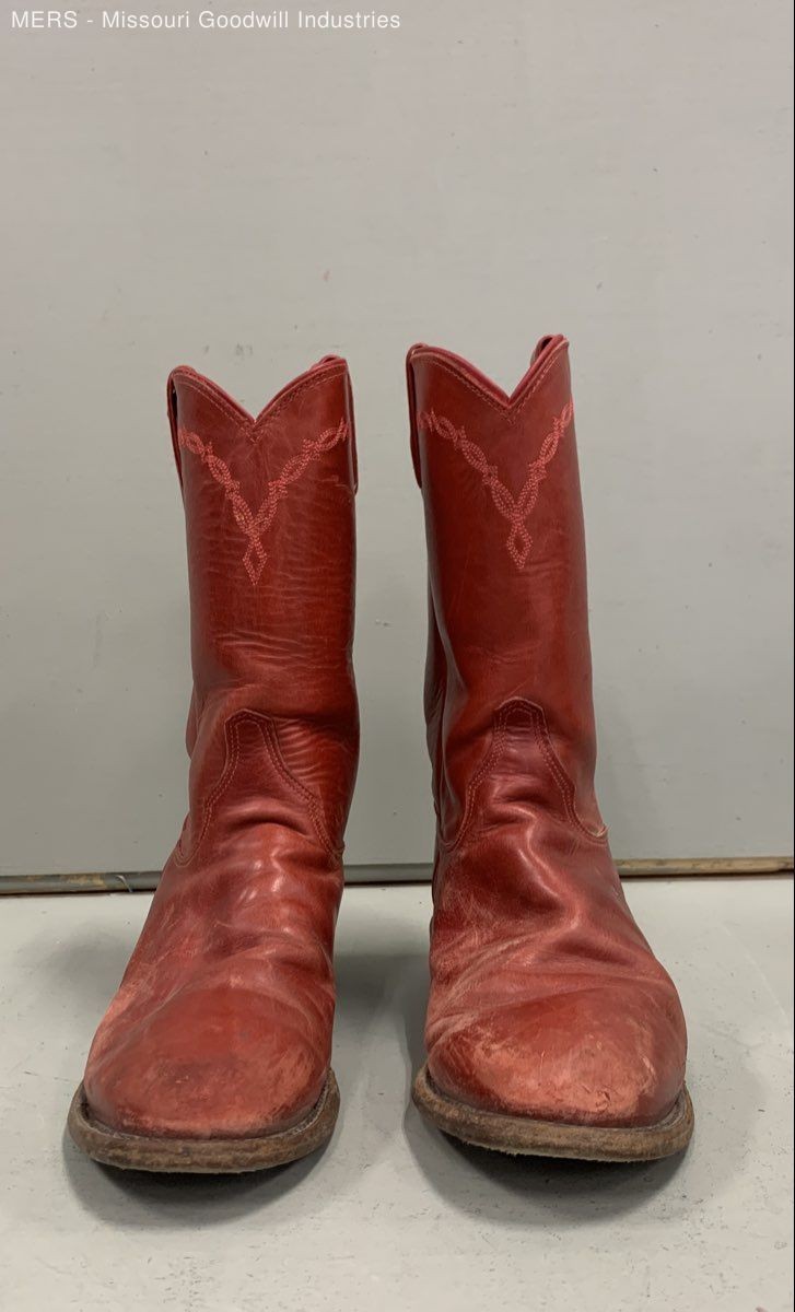 Women’s Justin’s Boots Red Boots – US 7.5