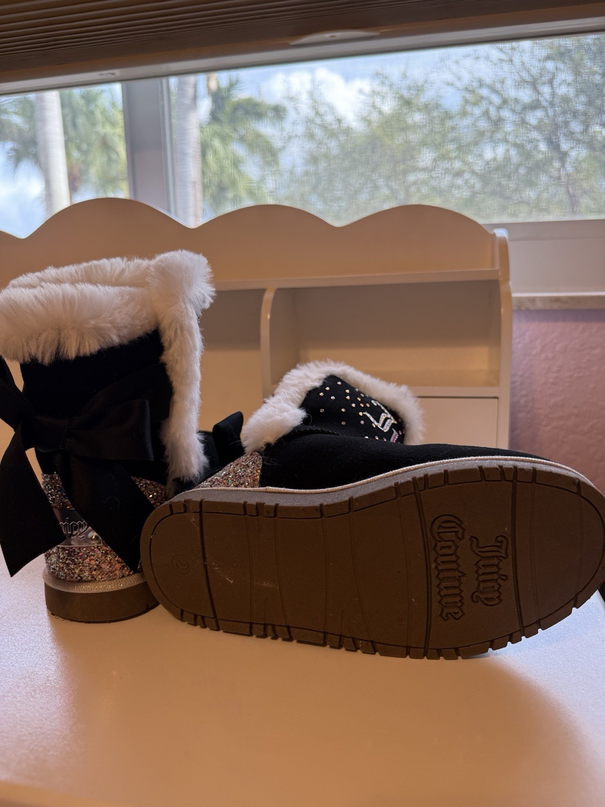 Juicy Couture Black/Silver Kids Boots Size 2M