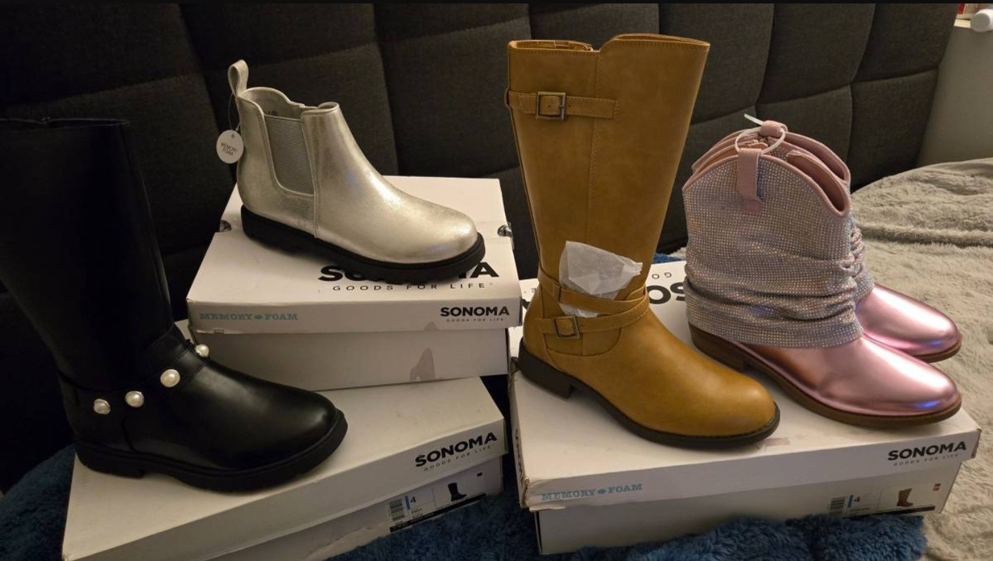 Girls Winter Boots Size 4Y (LOT)